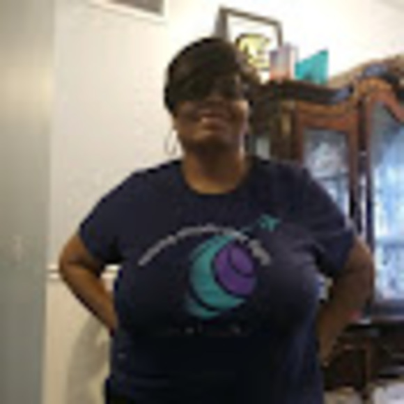 Meet your Posher, Tania - Picture 1 of 1